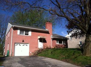 8731 Old Line Rd, Philadelphia, PA 19128