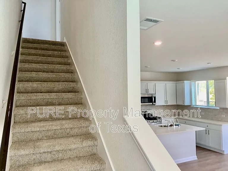 2208 Cornfield Dr #B — Photo 8