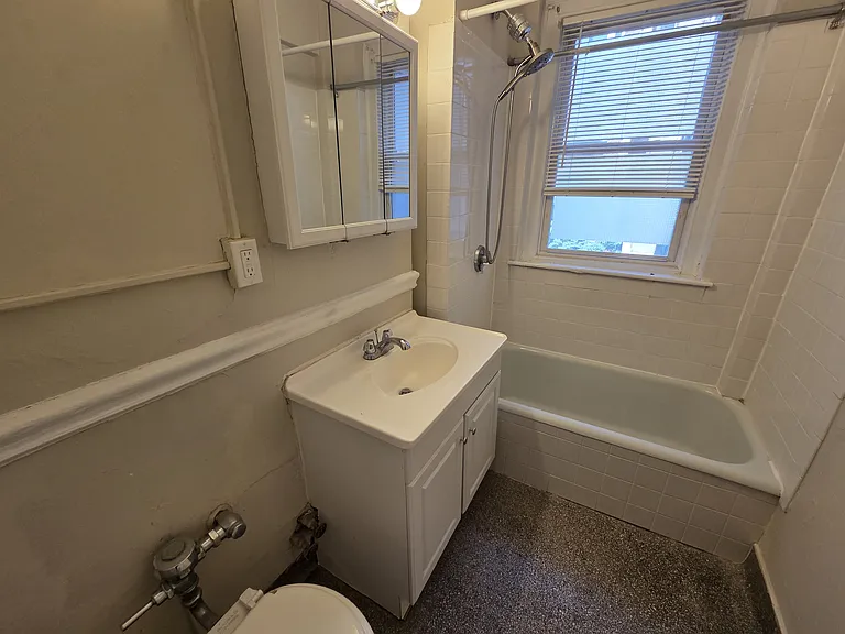 5 Craigie Cir #26 — Photo 10