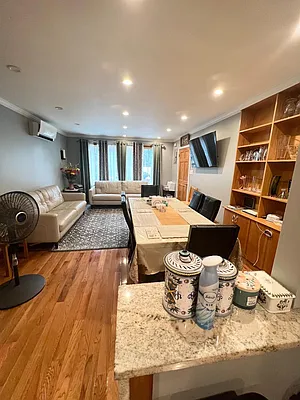 Rented by Halvatzis Realty | media 52