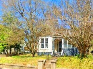 1107 Harrison St, Vicksburg, MS 39180