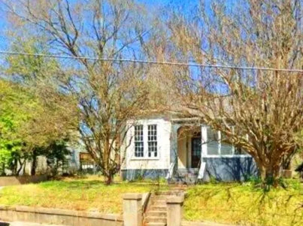 1107 Harrison St, Vicksburg, MS 39180