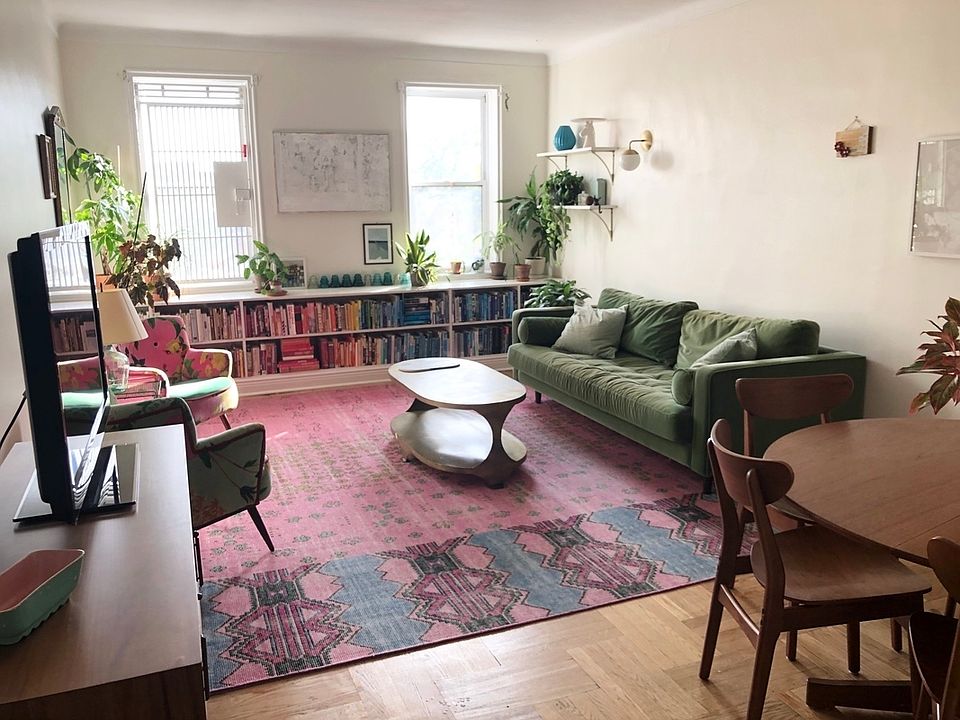 1st image of 135 Hawthorne St APT 5K