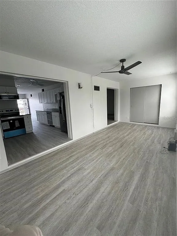 2 bed, 2.0 bath, 1400 sqft, $2,000 — Photo 4