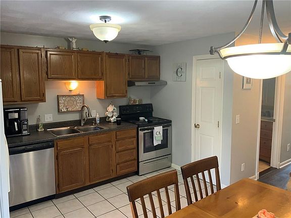 4th image of 47 Morgan Ave APT 42