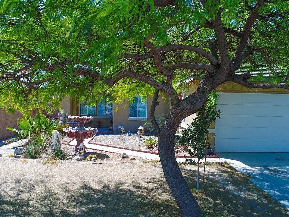 1st image of 85947 Avenida Grace