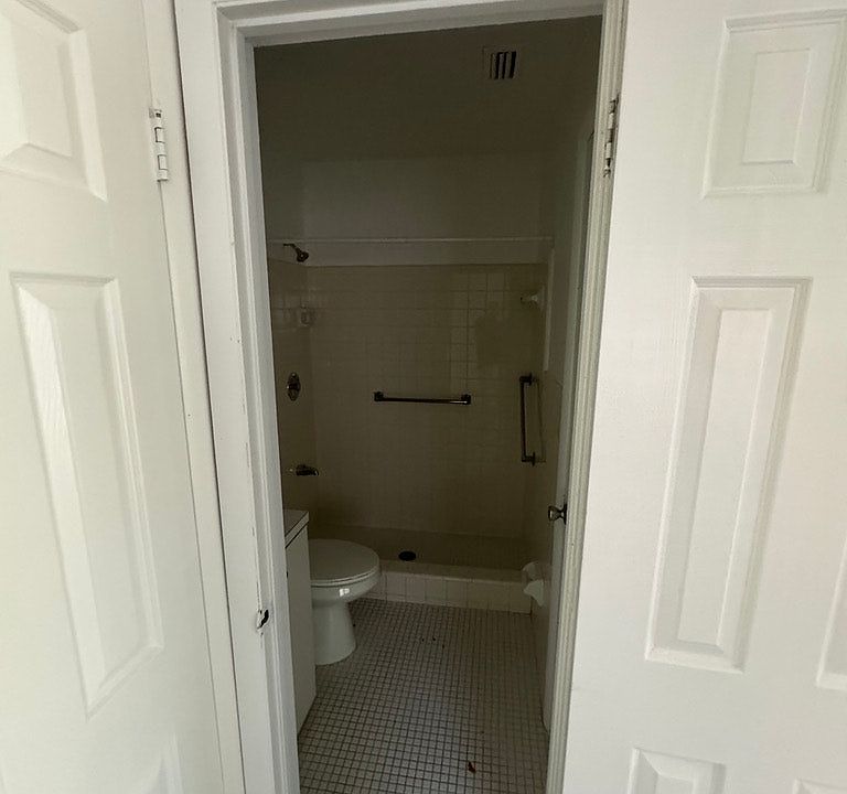 2nd image of 225 Danube Ave APT 1