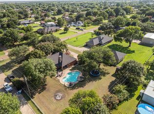 115 Ridge Oak Dr, Red Oak, TX 75154