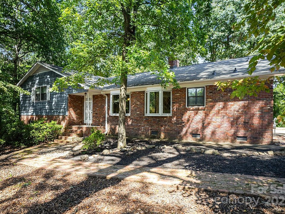 1st image of 531 Whittington Pl