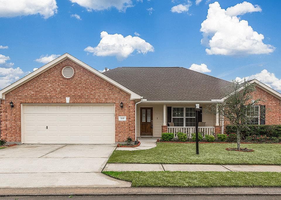 1st image of 215 E Lantana Cir