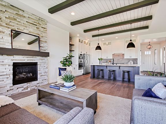7th image of this home