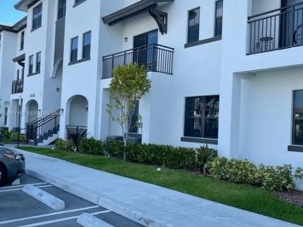 15520 SW 136th St #210, Miami, FL 33196