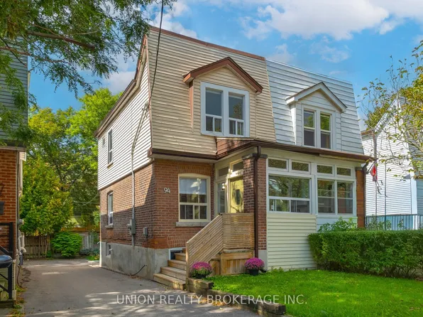 94 Hiltz Ave, Toronto, ON M4L 2N5