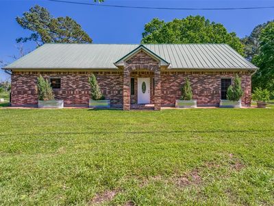 6911 Bluebird Lane, Alvin, TX, 77511