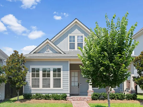 10734 Bird Song Dr, Baton Rouge, LA 70810