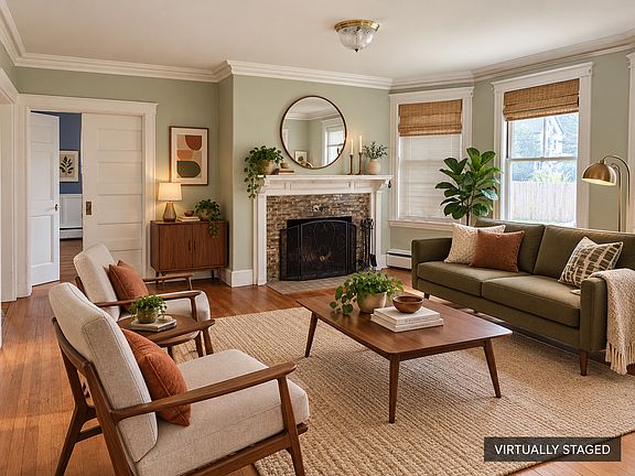 5th image of 4 Berkeley St #2
