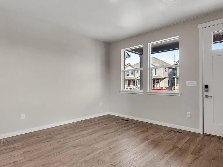 22234 E 6th Pl — Photo 3