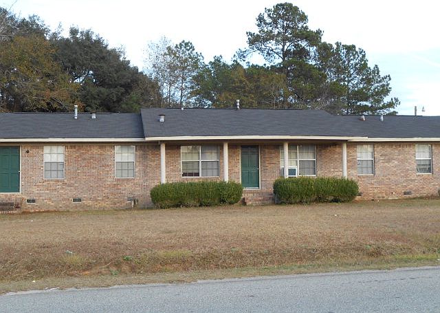 2nd image of 530 Loblolly Ln