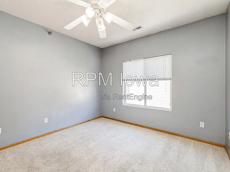 1320 SE Florence Dr #16 — Photo 7