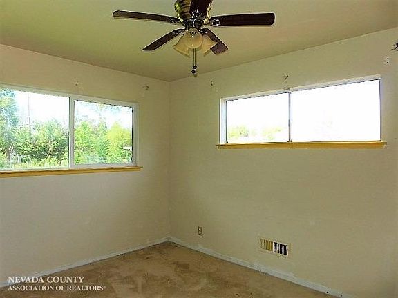 3rd image of 13492 Torrey Pines Dr