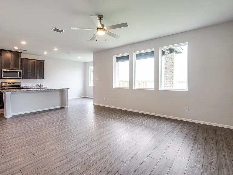 737 Santa Lucia Dr — Photo 12