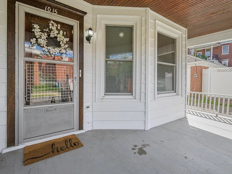 1015 E Gibson St — Photo 19