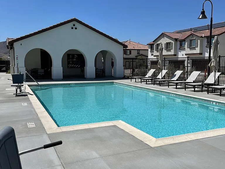 24119 Tuscany Ave — Photo 2