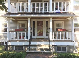 18 Edgewood Cir, Quincy, MA 02169