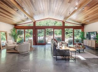 2 Chuckwagon Rd, Rolling Hills, CA 90274