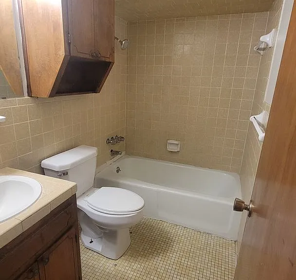502 Mary St — Photo 13