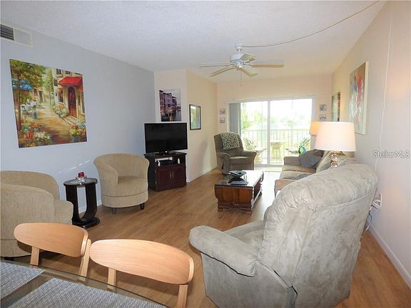 5th image of 9234 Lake Chase Island Way #9234
