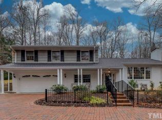 910 Coker Dr, Chapel Hill, NC 27517