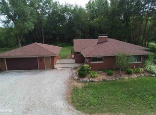 20196 Armada Ridge Rd, Armada, MI 48005
