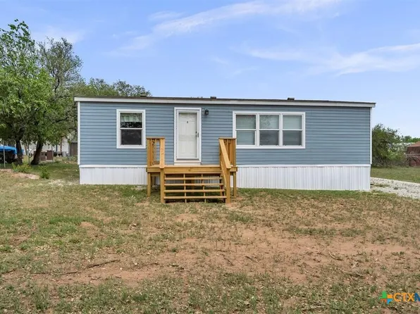 156 Julie Ln, Kingsland, TX 78639