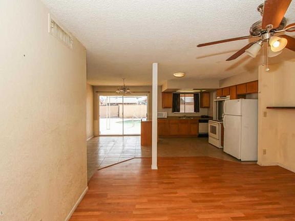 5th image of 319 E Ocotillo St