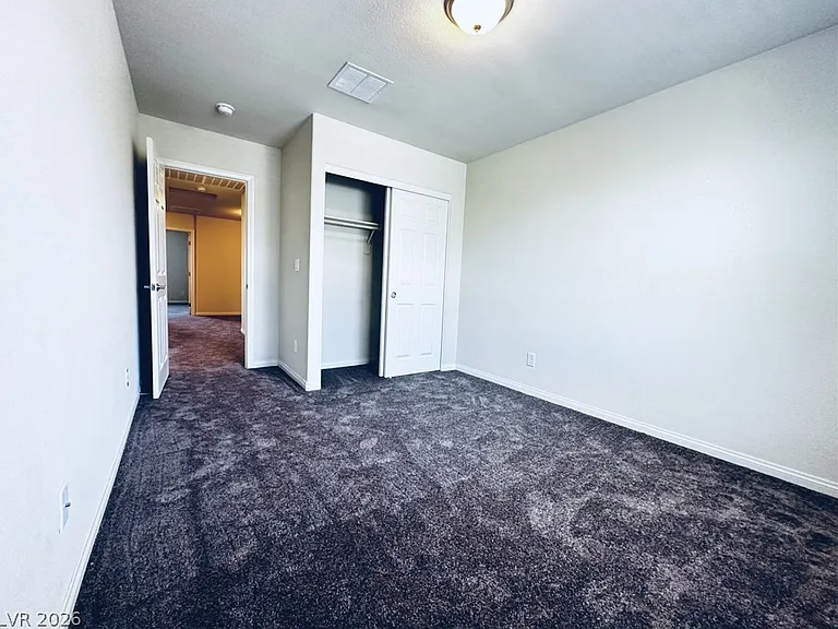 7331 Sunray Point St — Photo 9