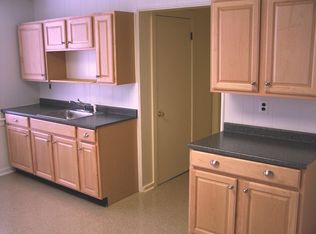 33 Perry Ave, Shelton, CT 06484