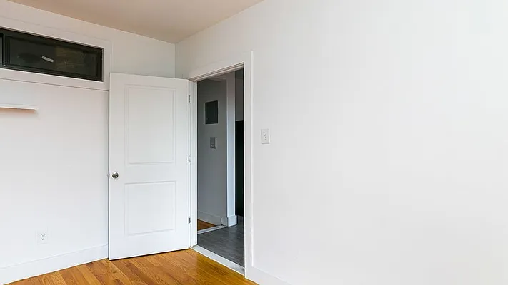 Rented by Nooklyn NYC LLC | media 41