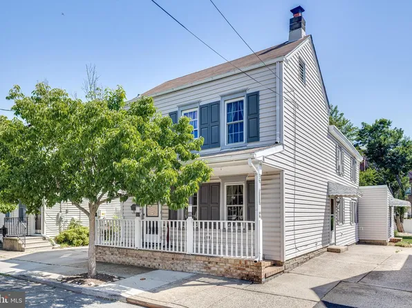 415 Prince St, Bordentown, NJ 08505