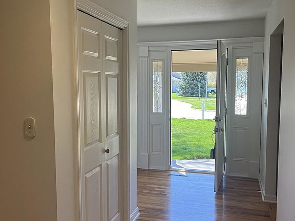 3rd image of 2576 N Fairway Dr