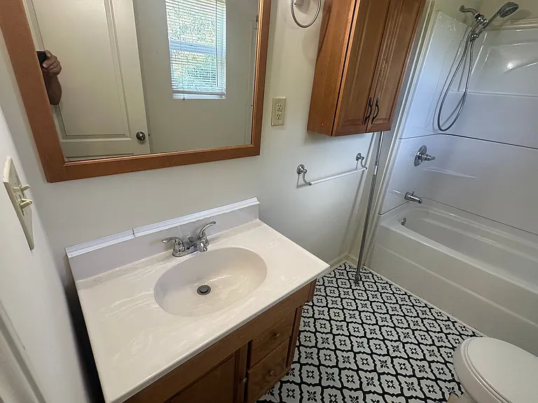 2107 Airport Rd — Photo 10