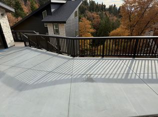 31383 Easy St, Running Springs, CA 92382
