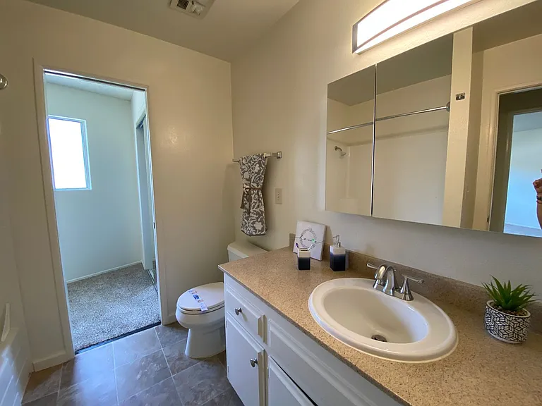 Meadowlake 1025 — Photo 16