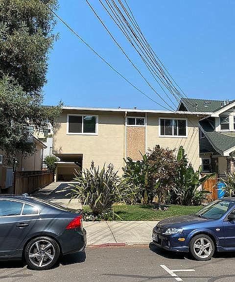 2nd image of 807 Laurel Ave #D