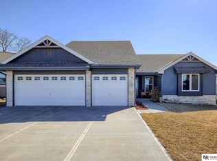2009 Gindy Cir, Cir, NE 68147