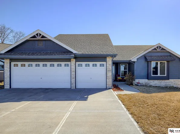2009 Gindy Cir, Cir, NE 68147