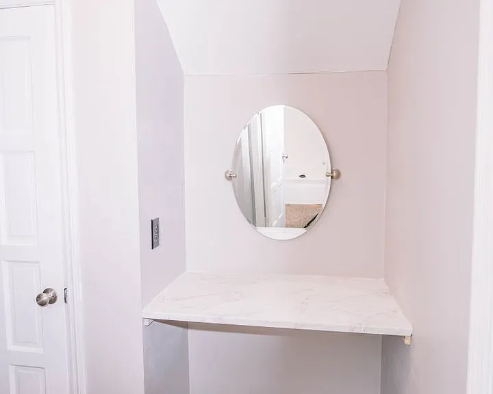 9018 Mahogany Row SE — Photo 28