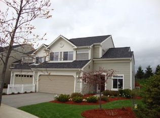 96 Hummingbird Ln, South Burlington, VT 05403