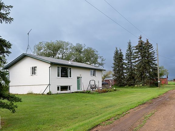 3rd image of 57514 Range Road 223