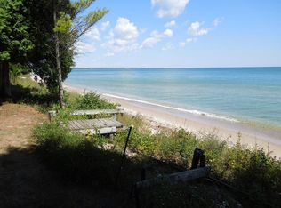 3224 Lake Forest Park Rd, Sturgeon Bay, WI 54235